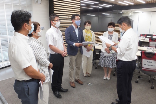 コロナ要望県議団.jpg